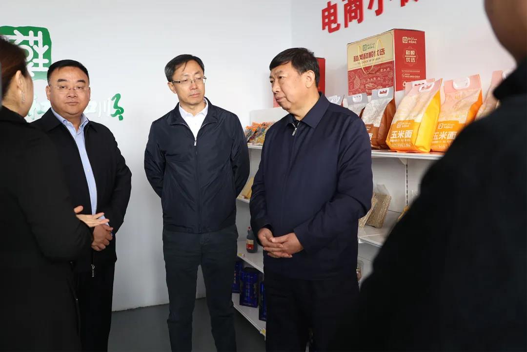 山西省财政厅武涛一行到